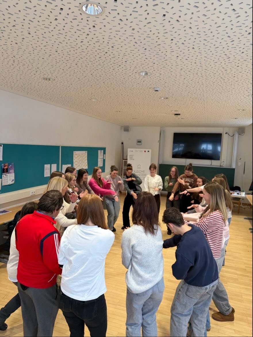 Workshop Schauspiel im BORG mit Anna Lukasser-Weitlaner